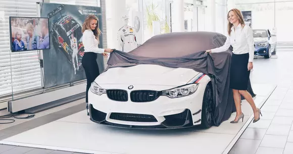 Singurul exemplar BMW M4 DTM alocat pieței din România a fost livrat