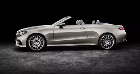 Noul Mercedes-Benz Clasa E cabrio îţi promite o călătorie lină spre mare - update