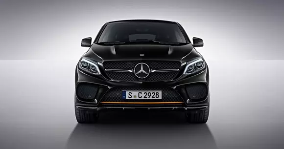 Mercedes-Benz GLE Coupe poate fi comandat cu pachetul OrangeArt Edition