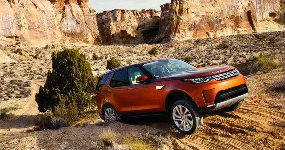 Land Rover Discovery: Reinventarea mohicanului