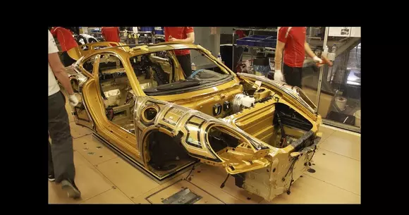 Cum se fabrică un Porsche 911 Turbo S Exclusive Series