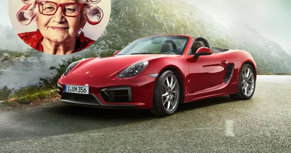 O șoferiță de 79 de ani, surprinsă de radar cu 238 de km/h