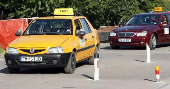 3 lucruri despre condus pe care NU le înveți la școala de șoferi