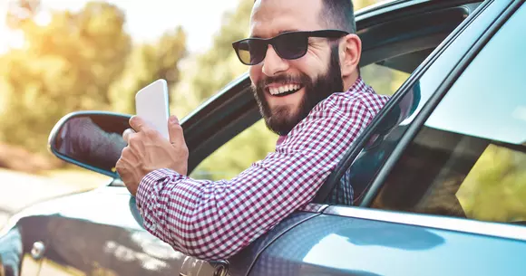 Cum să păstrezi mirosul de mașină nouă ani la rând. 5 ponturi de reținut