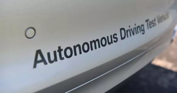 FCA se alătură BMW , Intel şi Mobileye în dezvoltarea platformei pentru condus autonom