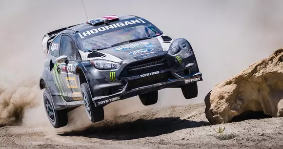 Ken Block își face de cap din nou