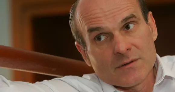 Ce mașini a condus Cristian Tudor Popescu și cum a ajuns la Săndica, după ce i-au furat Rechinul Șoselelor