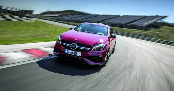 Mercedes-AMG A 45 4Matic: Furtună pe Hungaroring