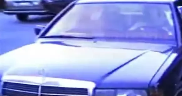 Cum își prezenta Gigi Becali în anii '90 mașina sa marca Mercedes | VIDEO