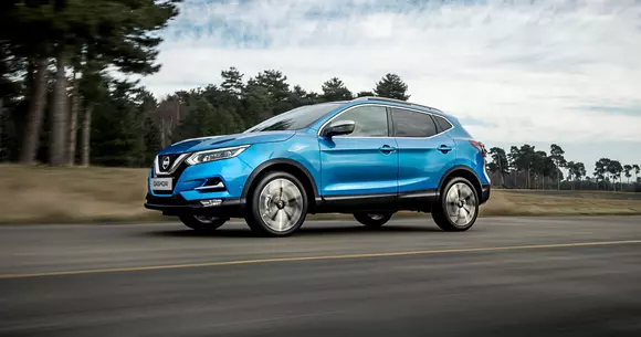 Nissan Qashqai facelift este disponibil pentru piața din România / informații, galerie foto, prețuri