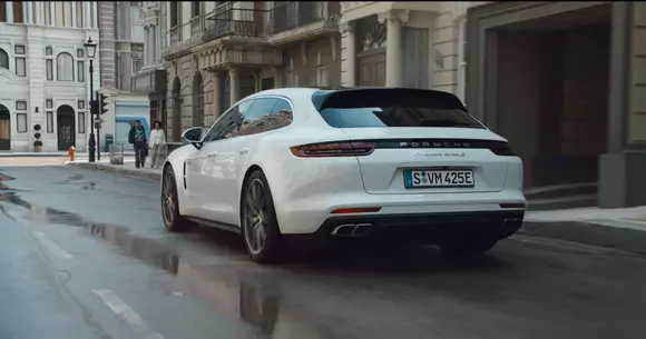 Panamera Turbo S E-Hybrid Sport Turismo - prezentare video