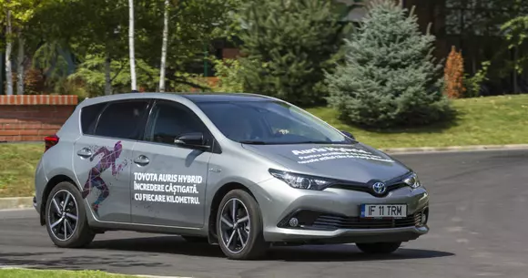 Toyota Auris Black Edition - Alegerea oamenilor activi