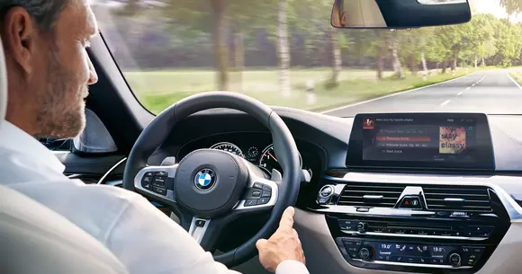 Amazon Alexa va fi integrat pe automobilele BMW şi MINI