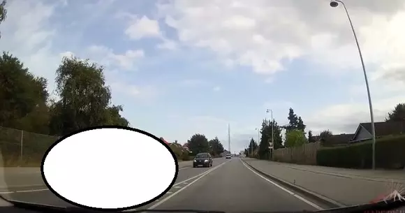 Ce mașină a fost surprinsă pe drumurile României! | VIDEO