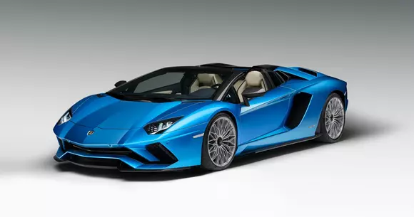 Lamborghini Aventador S Roadster: perfect pentru un asalt pe Transfăgărăşan