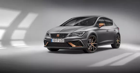 Seat Leon Cupra R: demonstraţie de forţă la Salonul Auto de la Frankfurt