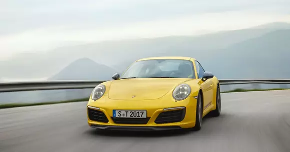 Porsche 911 Carrera T  - pentru cei vor mai mult