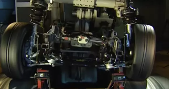 Testul de suspensii care te va convinge să cumperi doar piese de origine