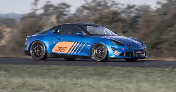 Alpine A110 Cup: doar pentru pasionaţi