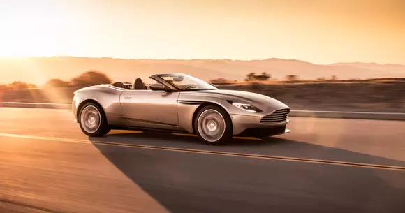 Aston Martin DB11 Volante te va face să visezi la vară