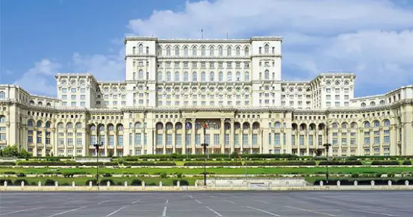 Cât câștigă un șofer de la Camera Deputaților