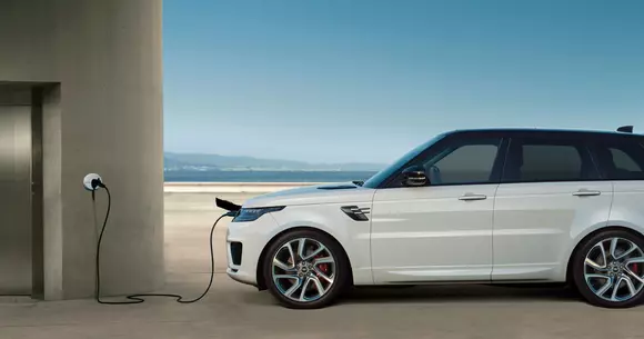 Primul Range Rover Sport plug-in hybrid poate fi comandat
