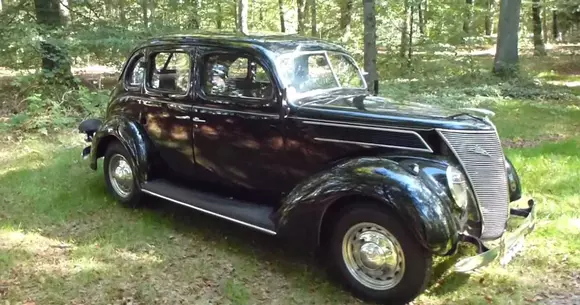 Nici Pitești, nici Câmpulung! În București a fost prima fabrica de automobile care producea vehicule în număr mare