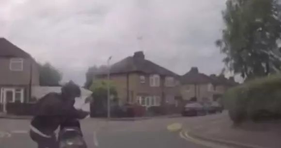 De ce e bine să ai o cameră de luat vederi în automobil! | VIDEO