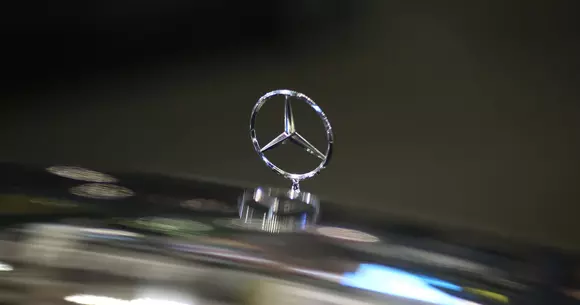 Record pentru Mercedes-Benz: vânzările au depăşit pragul de două milioane de vehicule
