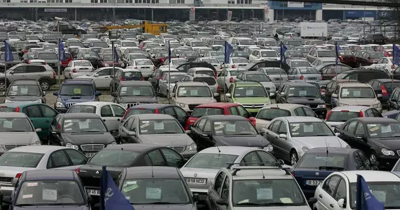 Vom verifica numărul de km reali ai unei mașini printr-un SMS către RAR