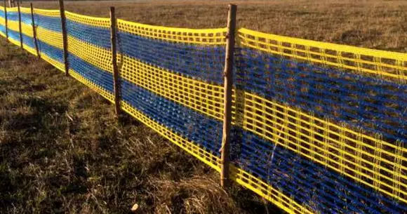 Momente pur româneşti: au fost furate parazăpezile de pe DN2