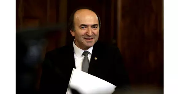 Ce mașină conduce Tudorel Toader, Ministrul Justiției