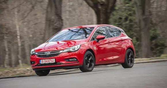 Opel Astra 1.6 Turbo - Echilibrul perfect