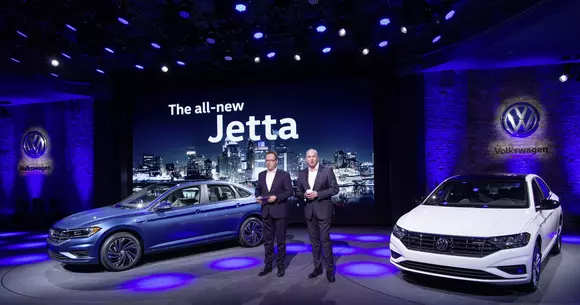 Noul Volkswagen Jetta a fost lansat la Salonul Auto de la Detroit