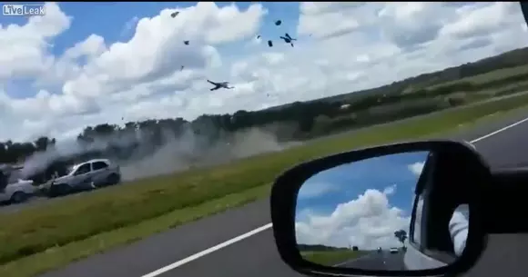 Cel mai brutal impact filmat anul acesta pe o autostradă! | VIDEO 18+