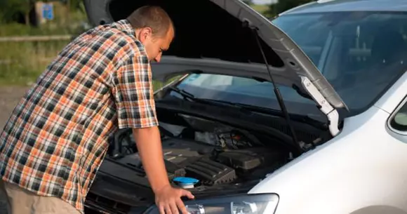 Vrei să-ți amanetezi mașina? Trei lucruri pe care trebuie să le știi