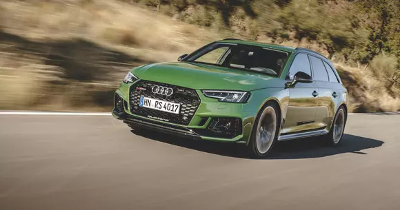 Noul Audi RS 4 Avant: Pentru câştigătorii loteriei