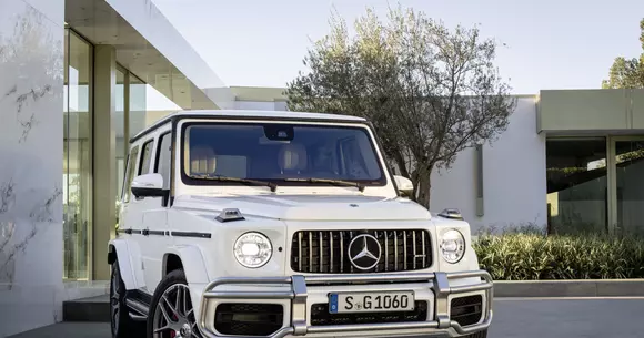 Miliardarul care controlează Geely a cumpărat peste 9 procente din acțiunile grupului Daimler