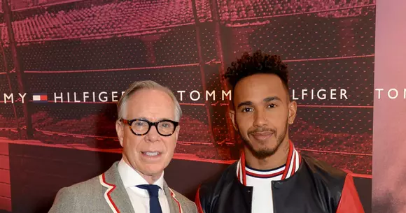 Lewis Hamilton va fi noul ambasador global pentru Tommy Hilfiger
