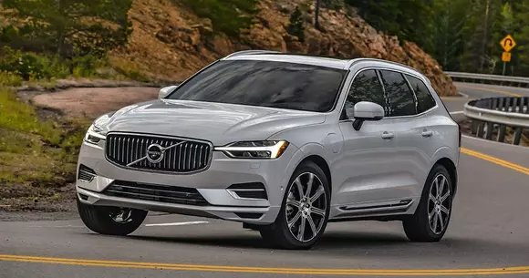 Volvo XC60 a primit titlul ”World Car of the Year 2018” la Salonul Auto de la New York