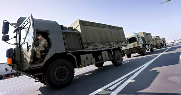 Două coridoare cheie ale NATO traversează România. Şi de data asta trebuie să facem autostrăzi