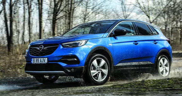 Opel Grandland X 1.6 D Ultimate: Un SUV echilibrat şi economic