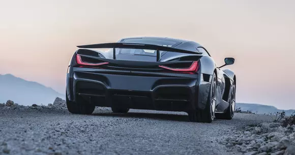Surpriză - Porsche investeşte în compania croată Rimac