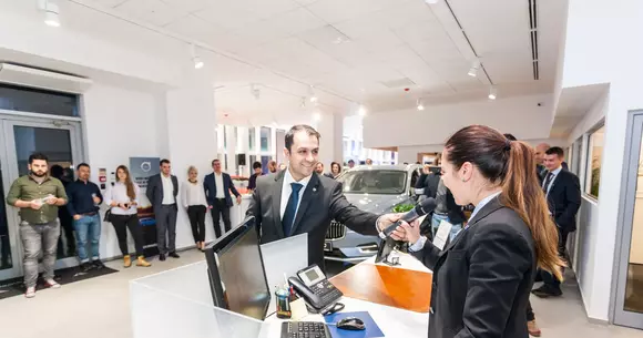 Primus Auto, cel mai mare dealer Volvo din România, inaugurează un concept de showroom & service revoluționar
