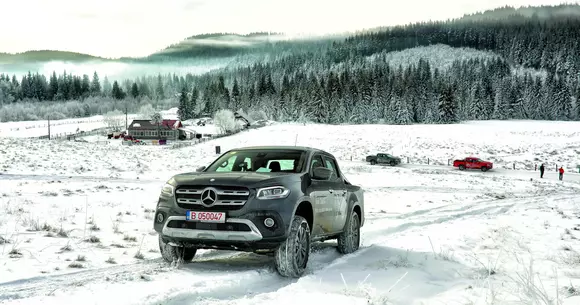 Mercedes-Benz X 250 d 4Matic:  Aventurier în haine de gală