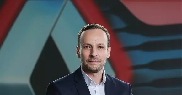Daniel Filip este noul director de marketing al mărcilor Dacia şi Renault în România