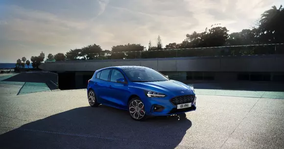 Ford Focus este disponibil pentru precomandă în România
