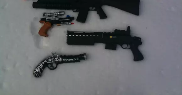 Se întâmplă în București: un pasager dintr-o maşină a sunat la 112 după ce a fost ameninţat cu pistolul de un șofer