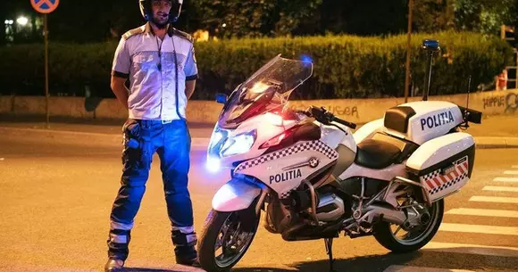 Ai voie să ceri unui poliţist ordinul de serviciu? Ce răspund autorităţile