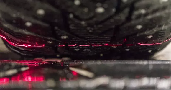 SnapSkan, aplicația care verifică starea anvelopelor, se extinde și în alte țări